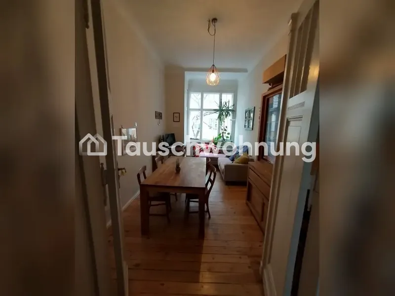Tauschwohnung: Wunderschöne Altbau mit Balkon und Stück von Hof — photo 1
